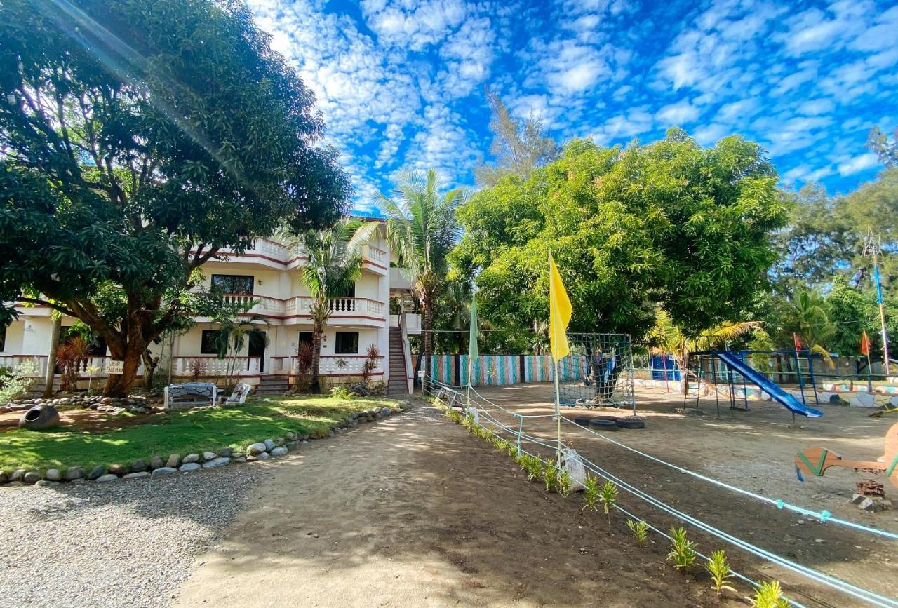 Reddoorz @ Seasun Beach Resort And Hotel Zambales Santa Cruz  Exterior photo
